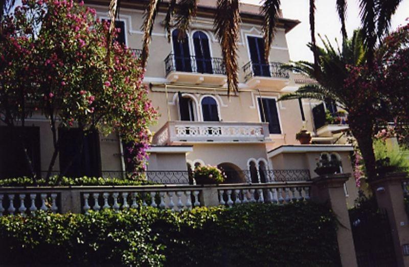 לבנטו Elegant And Sea View Excelsior Apartment מראה חיצוני תמונה
